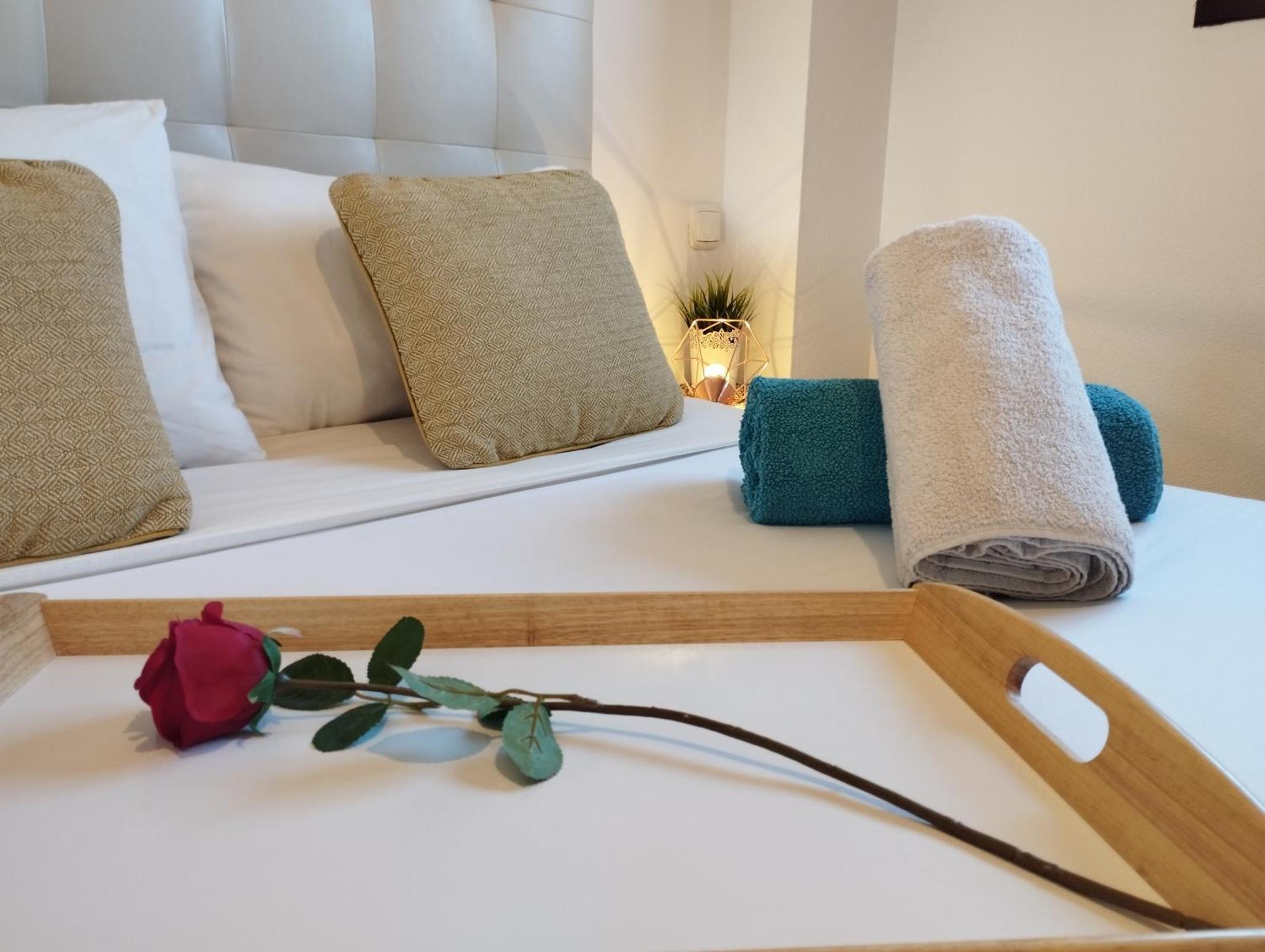 My Suites Madrid - Aeropuerto Ifema Eksteriør billede